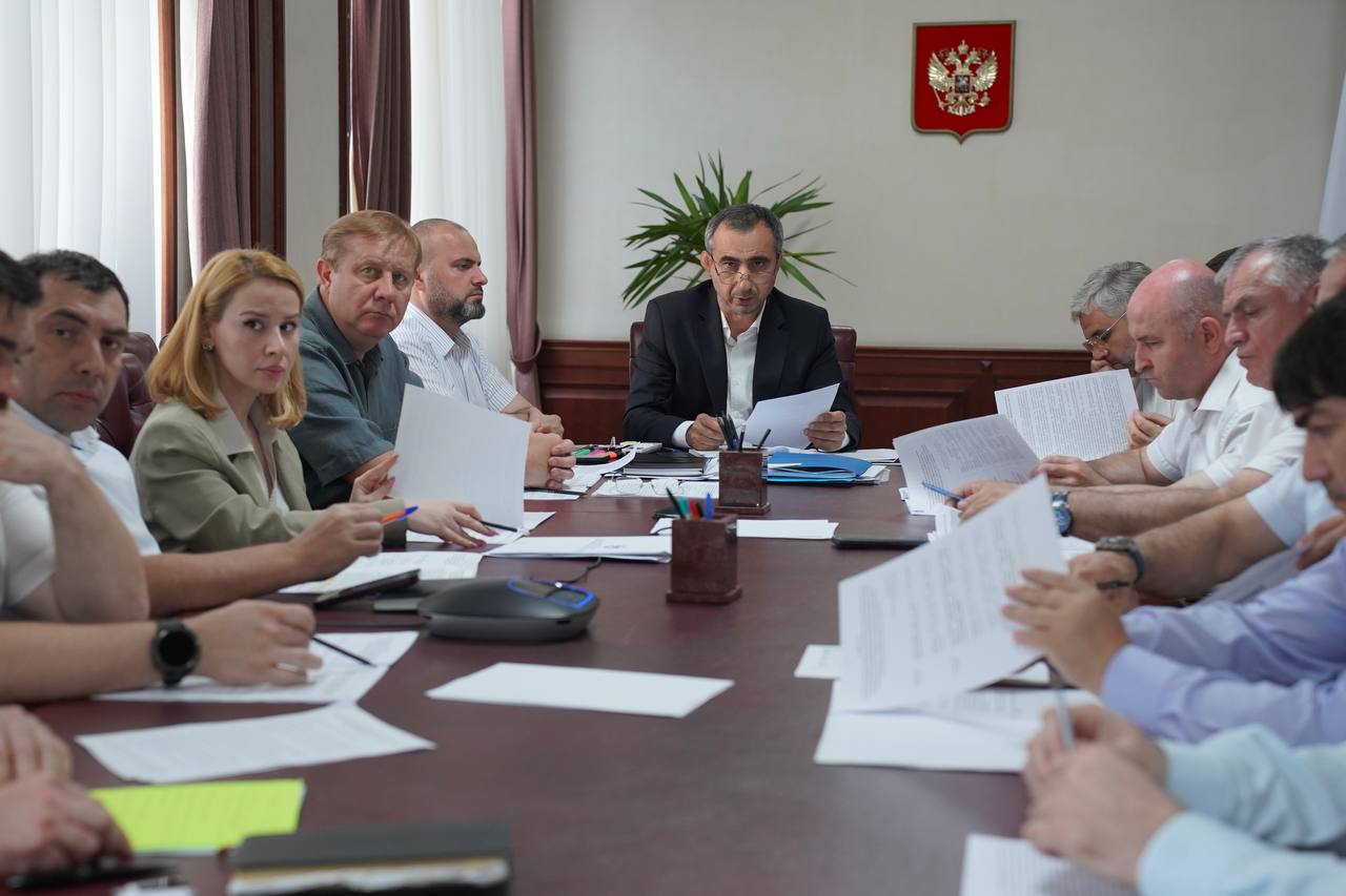 Муниципалитетам Дагестана поручили ускорить внесение сведений в ЕГРН